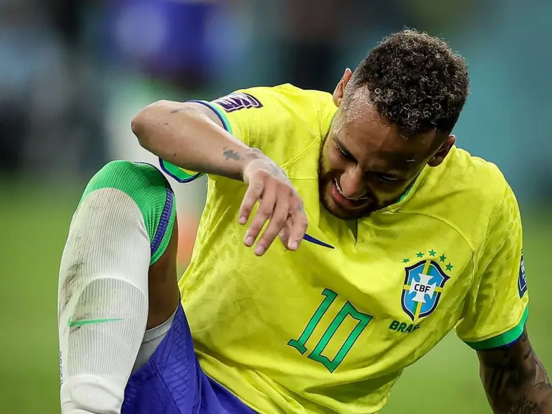 Neymar Jr dikabarkan akan absen di liga pembuka Brasil pada Piala Dunia 2026 akibat cedera berat/Foto : Dok. X