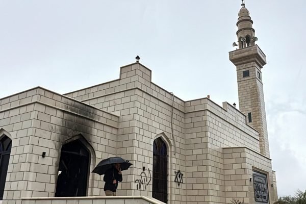 Masjid di daerah Ramallah Utara/Foto : Dok. Reuters