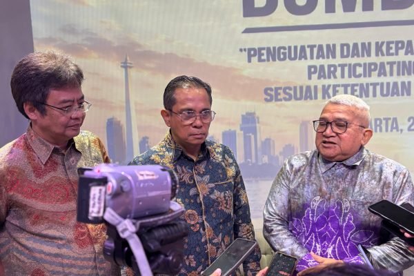 Sekjen ADPMET, Dr. Ir. Andang Bachtiar, M.Sc. (kanan)/Foto : Dok. GPriority (Nindya Farhah Azzahrah)