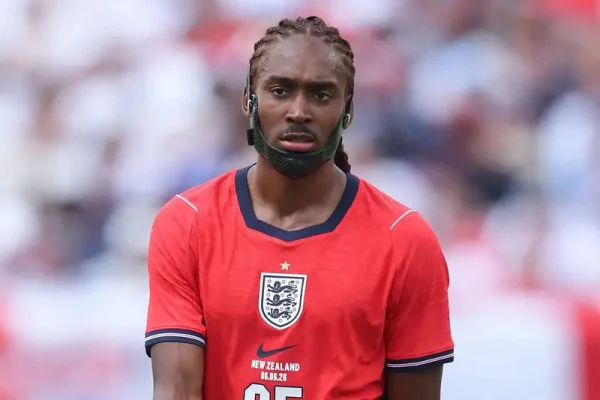 Djed Spence, bek Timnas Inggris alami rahang patah dalam laga Tottenham Hotspur vs Chelsea di laga Liga Primer Inggris bulan lalu/Foto : Dok. AFP