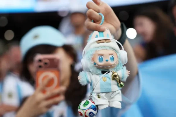 Labubu menjadi ikon pada Piala Dunia 2026/Foto : Dok. FIFA