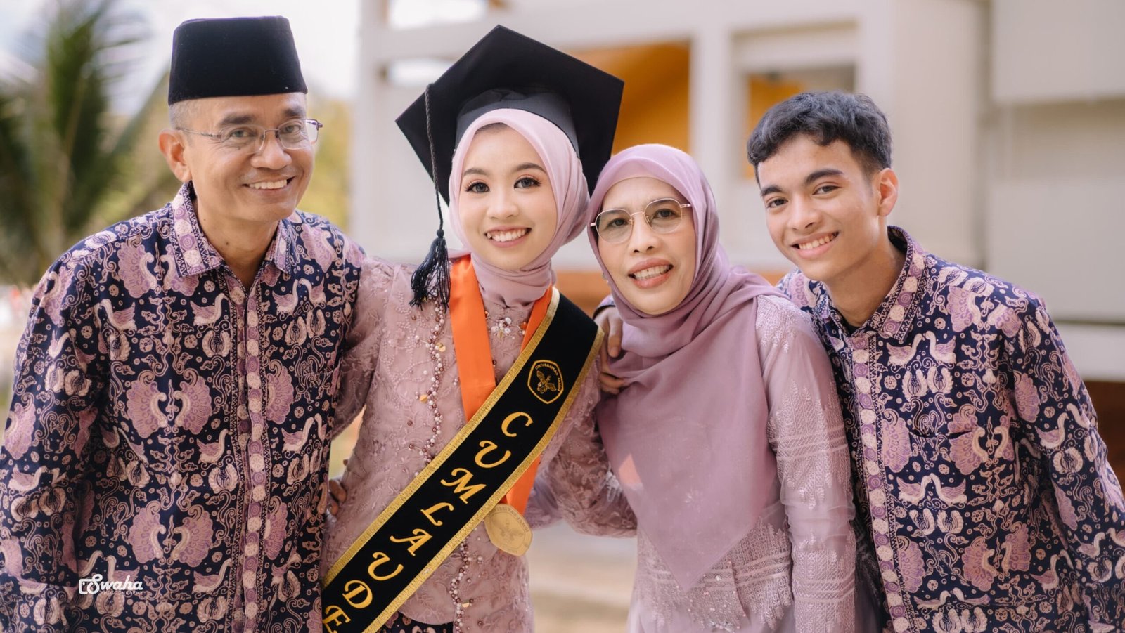 Membiayai sekolah anak bisa menjadi pahala amal jariyah untuk orang tuanya/Foto : Ilustrasi Dok. X