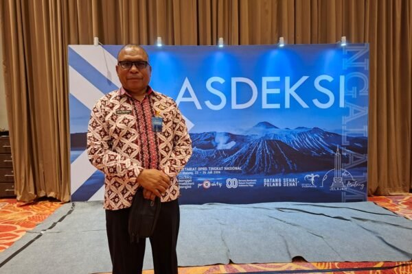 Sekretaris DPRD Kabupaten Merauke, Drs. David Tomtuwok, saat ditemui GPriority selepas mengikuti agenda Rakernas ASDEKSI 2026 di Hotel Savana Malang, Jumat (24/7)/Foto : Dok. GPriority (Risma Octavia)