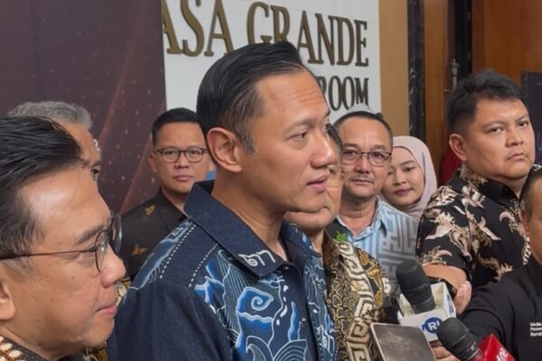 Menko AHY usai menghadiri KUNCI BERSAMA Summit 2026 di Merlynn Park Hotel, Jakarta, Senin (27/7)/Foto : Dok. GPriority (Nindya Farhah Azzahrah)