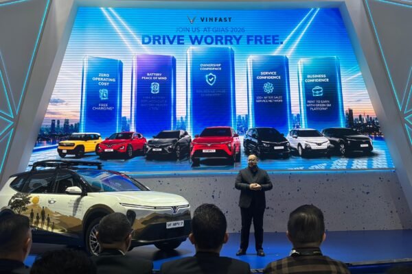 Head of Training Department VinFast Indonesia Rinaldi Ramdani, saat mempresentasikan konsep "Drive Worry Free" dari VinFast di GIIAS 2026, Rabu (29/7)/Foto : Dok. GPriority (Nindya Farhah Azzahrah)