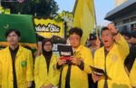 BEM UI menggelar aksi unjuk rasa bertajuk #MerebutKemerdekaan di kawasan Bundaran HI, Jakarta Pusat, Selasa (18/8)/Foto : Dok. Istimewa