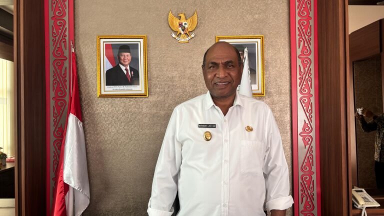 Wakil Gubernur Papua Barat, Mohamad Lakotani, saat ditemui GPriority di Jakarta, Selasa (4/8)/Foto : Dok. GPriority (Nindya Farhah Azzahrah)