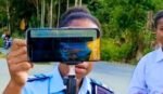 SMK Negeri 5 Penerbangan Waibu, Kabupaten Jayapura, menjadi sorotan publik setelah menerapkan sistem absensi digital yang memungkinkan kehadiran siswa dipantau langsung oleh orang tua melalui aplikasi WhatsApp/Foto : Dok. Facebook Basri Papua