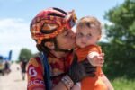 Atlet sepeda gravel profesional Isabel King, jadi sorotan usai 12 balap sepeda sejauh 333 km sambil menyusui bayinya/Foto : Dok. NY Post