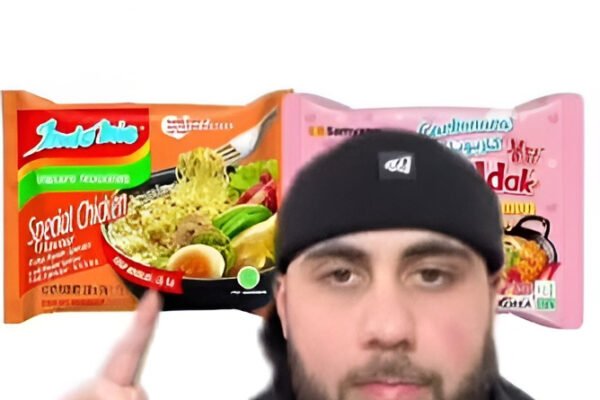 Bagi orang asing, Indomie dinilai lebih murah dan lebih enak dibanding mie Samyang Buldak asal Korea/Foto : Dok. TikTok