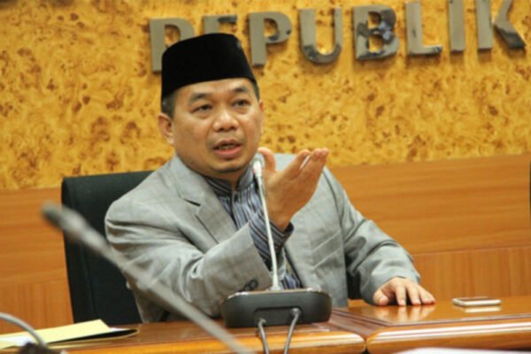 Anggota Komisi II DPR RI Jazuli Juwaini mendorong pemerintah meninjau kembali aturan masa tunggu mutasi ASN dari 10 tahun menjadi 5 tahun/Foto : Dok. Istimewa