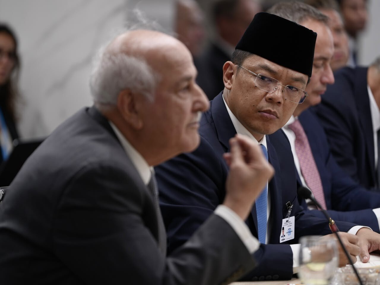 Menlu Sugiono saat menghadiri agenda High Level Roundtable on Gaza Early Recovery bertajuk “From Sharm El-Sheikh to Phase II – Consolidating Peace and Early Recovery”, yang berlangsung di sela-sela Sidang Majelis Umum ke-81 Perserikatan Bangsa-Bangsa (PBB) di New York, Rabu (23/9) waktu setempat/Foto : Dok. Kemlu RI