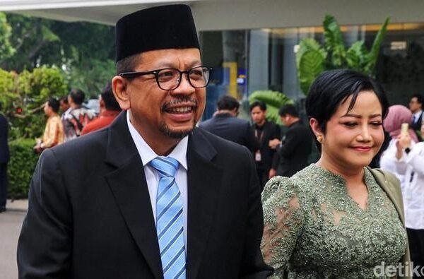Kepala Badan Komunikasi Pemerintah (Bakom) RI Muhammad Qodari usulkan pembuatan akun medsos wajib pakai KTP/Foto : Dok. Kantor Staf Presiden