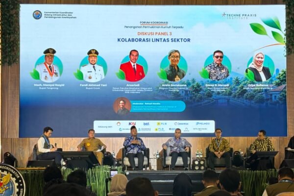 Bupati Tangerang Mochamad Maesyal Rasyid saat menghadiri agenda Forum Koordinasi Penanganan Permukiman Kumuh Terpadu di Auditorium BRIN, Jakarta, Senin (14/9)/Foto : Dok. GPriority (Nindya Farhah Azzahrah)