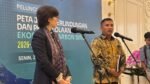 Deputi Bidang Pangan, Sumber Daya Alam, dan Lingkungan Hidup Kementerian PPN/Bappenas Leonardo A.A. Teguh Sambodo, di sela agenda Peluncuran Peta Jalan Perlindungan dan Pengelolaan Ekosistem Karbon Biru 2026-2045 di Gedung Bappenas RI, Jakarta, Senin (21/9)/Foto : Dok. GPriority (Nindya Farhah Azzahrah)