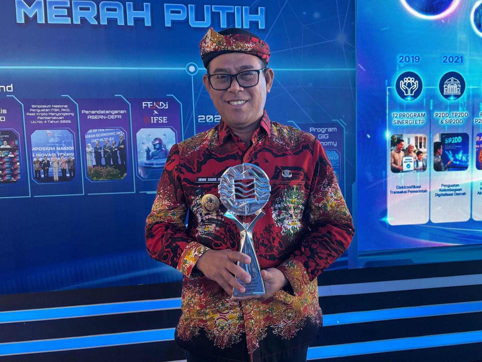 Wakil Wali Kota Tarakan, Ibnu Saud Is, usai menghadiri agenda Festival Ekonomi Keuangan Digital Indonesia (FEKDI) x Indonesia Fintech Summit & Expo (IFSE) 2026 serta Rapat Koordinasi Nasional (Rakornas) Pengendalian Inflasi dan Percepatan dan Perluasan Digitalisasi Daerah (P2DD) 2026 di JCC Senayan, Kamis (24/9)/Foto : Dok. GPriority (Risma Octavia)