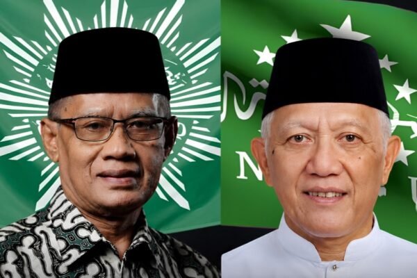 Ketum PBNU Baru, KH Abdul Hakim Mahfudz atau Gus Kikin (kanan) dengan Ketum Muhammadiyah, Prof. Haedar Nashir (kiri)/Foto : Dok. Istimewa