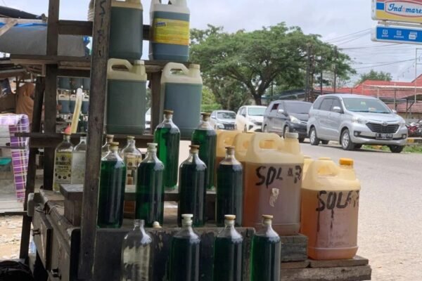 Kelangkaan BBM di Sulawesi Selatan (Sulsel) mendorong harga Pertalite eceran melonjak hingga Rp35.000 per liter/Foto : Ilustrasi Dok. Istimewa