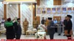 Arif H. Rumagesan, S.Sos., M.AP., resmi dilantik sebagai Sekretaris Daerah (Sekda) Kabupaten Fakfak oleh Bupati Fakfak, Samaun Dahlan, S.Sos., M.AP., pada Senin (19/10)/Foto : YouTube Pemkab Fakfak