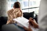 Gangguan kecemasan menjadi masalah kesehatan mental yang paling banyak dikonsultasikan oleh perempuan usia produktif di Indonesia, menurut laporan Indonesia Health Insights Report 2026 "Navigating Indonesia's Mental Health Landscape" yang dirilis Halodoc pada Oktober 2026/Foto : Dok. Istimewa