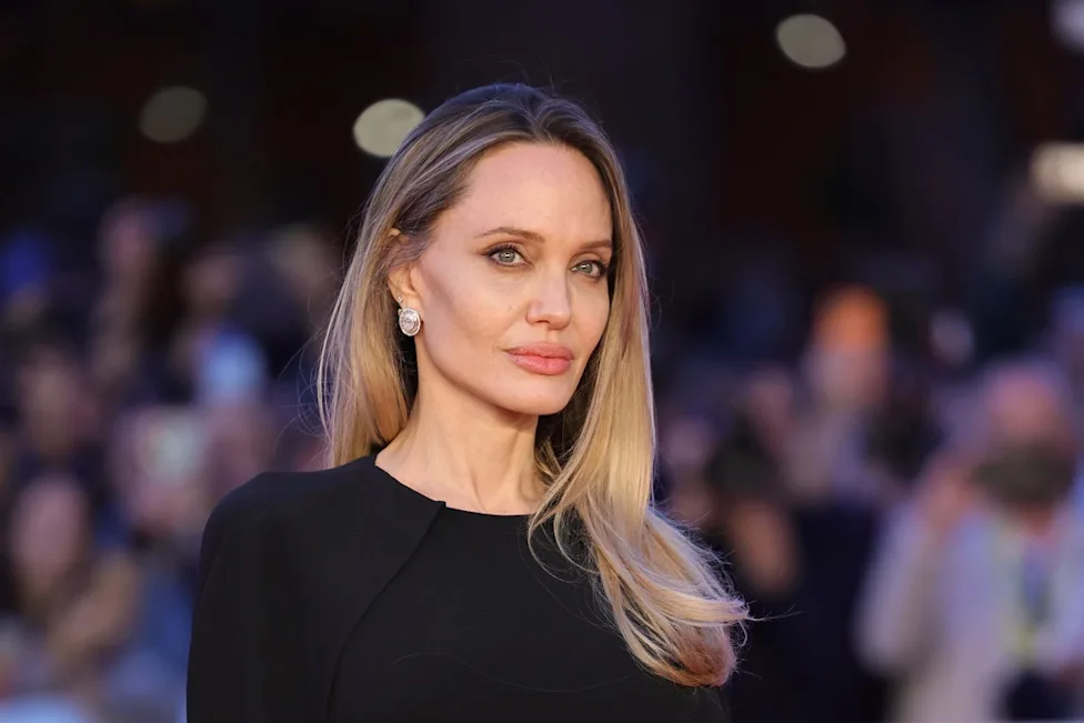 Angelina Jolie menjalani prosedur mastektomi guna mengurangi risiko kanker payudara hingga di bawah 5 persen/Foto : Dok. Istimewa