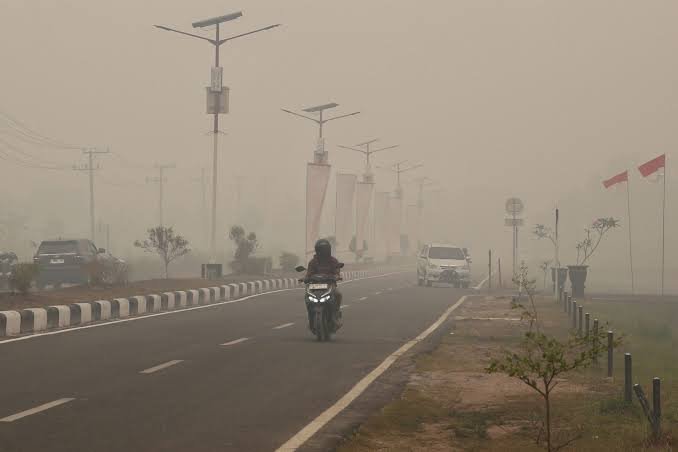 Kualitas udara di Palangkaraya, Kalimantan Tengah, disebut setara merokok 11 batang sehari/Foto : Dok. Media Center Kota Palangkaraya