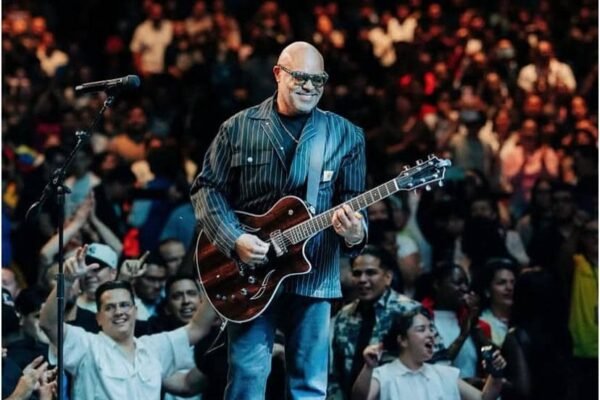Pemerintah Indonesia memastikan tidak akan memberikan izin pertunjukan maupun visa kepada musisi gospel asal Amerika Serikat, Israel Houghton, jika rencana konsernya di Indonesia diajukan/Foto : Dok. Istimewa